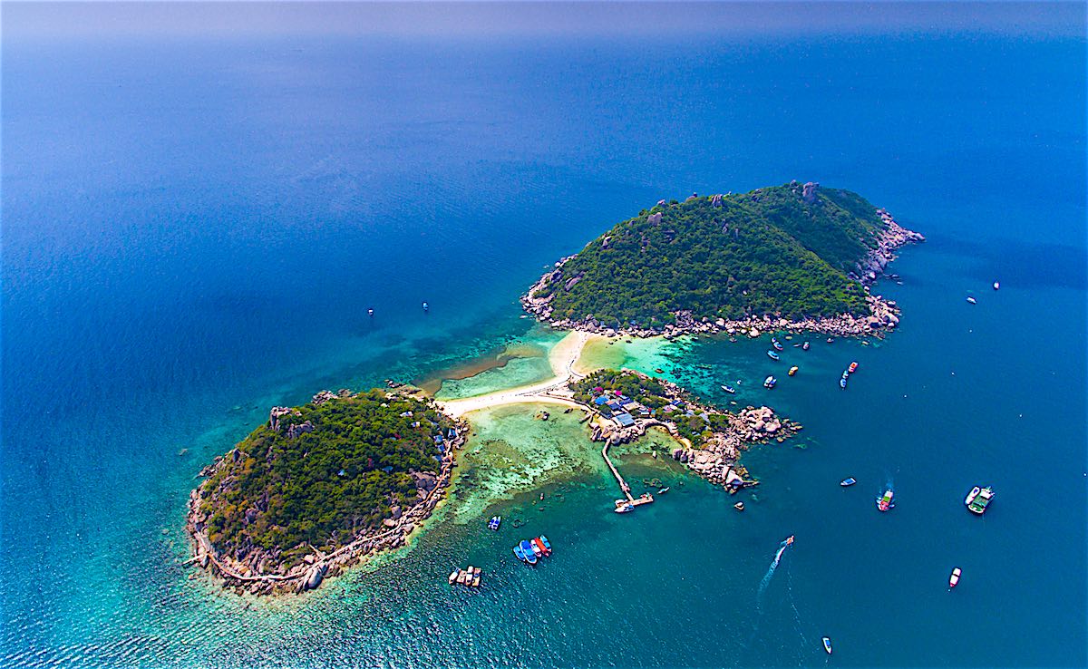 Capture the authentic charm of Koh Samui’s island scene